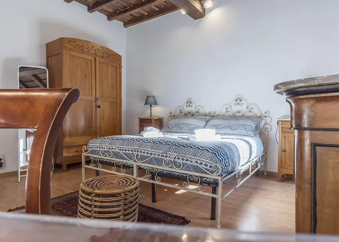 Apartman Guesthost - Montecitorio & Pantheon Stylish Flat