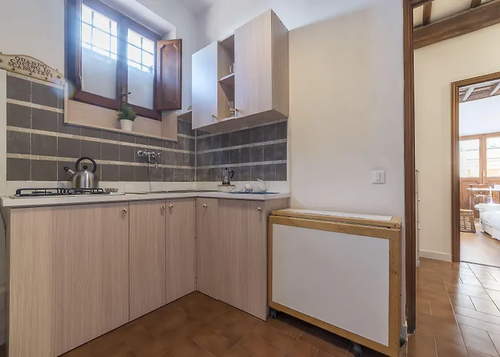 Guesthost - Montecitorio & Pantheon Stylish Flat Róma
